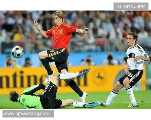 14年退役足球明星的传奇人生与赛场背后的故事揭秘